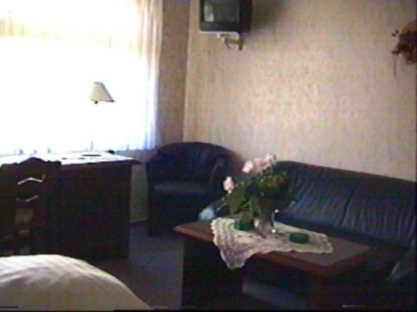 Hotel Restaurant Zur Krone Obersuhl Zimmer foto